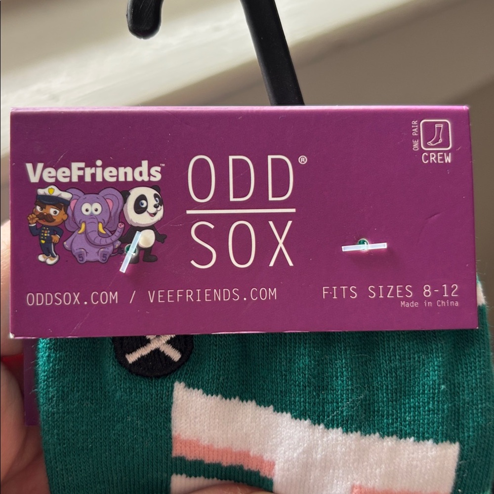 Gary Vee Odd Sox Men’s Unisex 8-12 Green Striped Hustling Chipmunk Crew Sox New - Picture 4 of 4